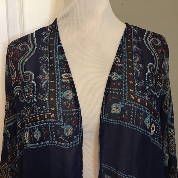 Haute Monde Blue KimonoXL with Asymmetrical Hem and Bohemian Pattern - Picture 2 of 6